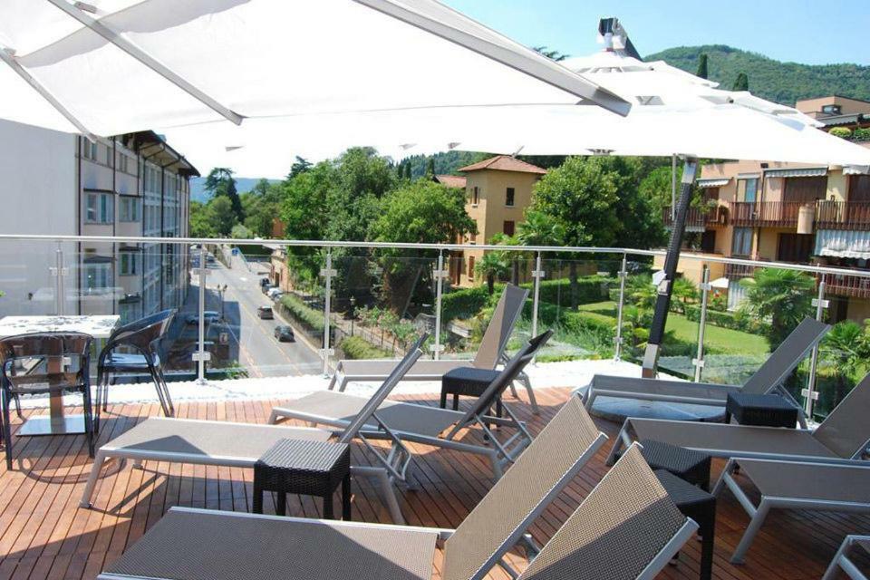 Atelier Hotel Design Gardone Riviera Bagian luar foto
