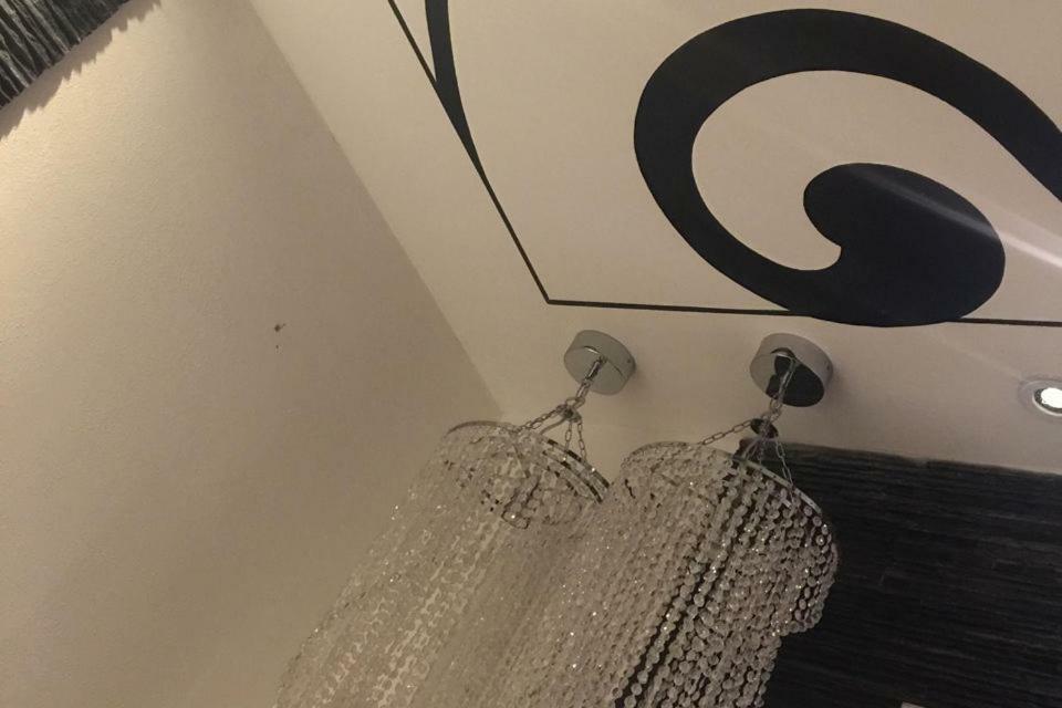 Atelier Hotel Design Gardone Riviera Bagian luar foto